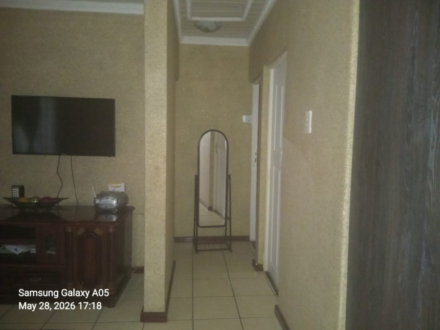 2 Bedroom Property for Sale in Haven Hills Eastern Cape